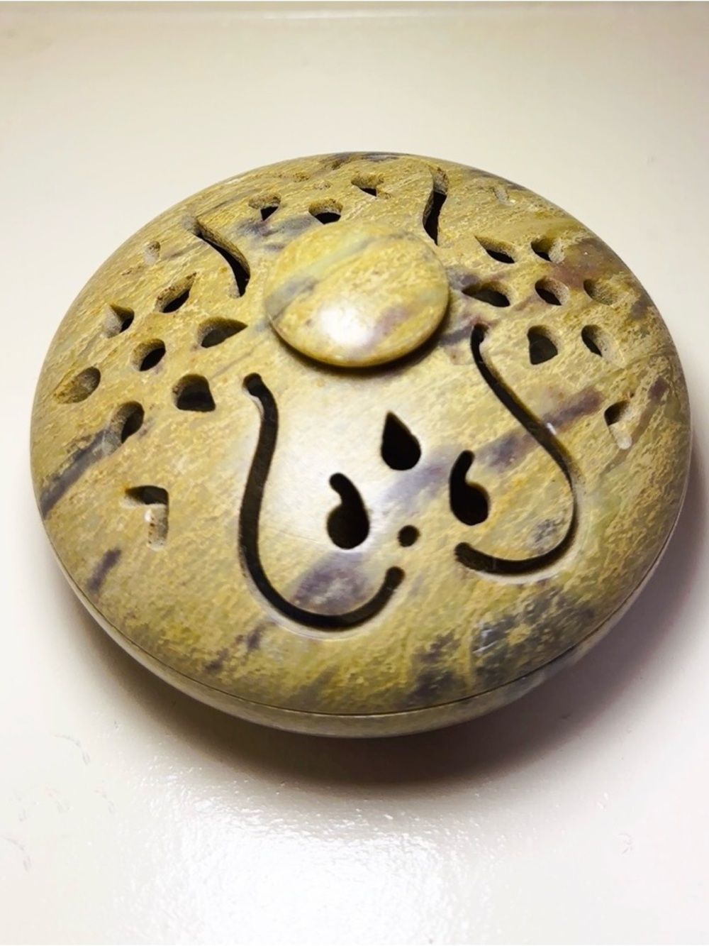 Natural Hand Carved Soap Stone Incense Holder/Burner